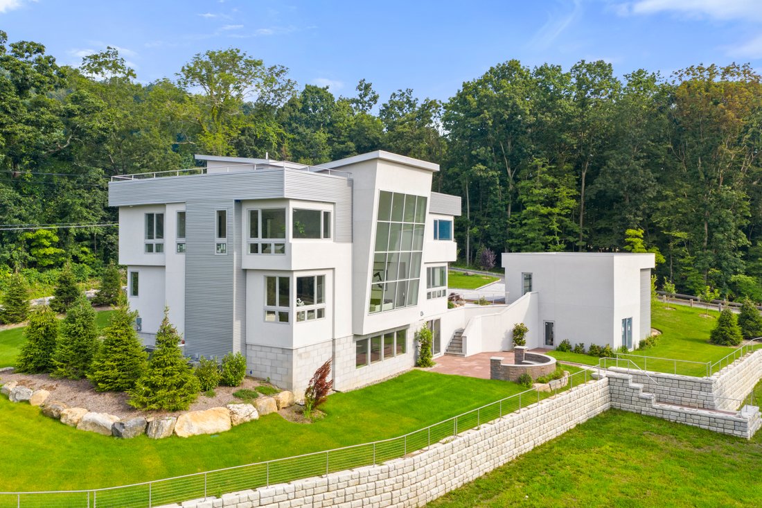 68 Root Avenue In Brewster, New York, United States For Sale (12809876)