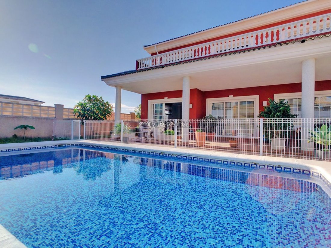 Daimús Villa In Daimús, Valencian Community, Spain For Sale (12809543)