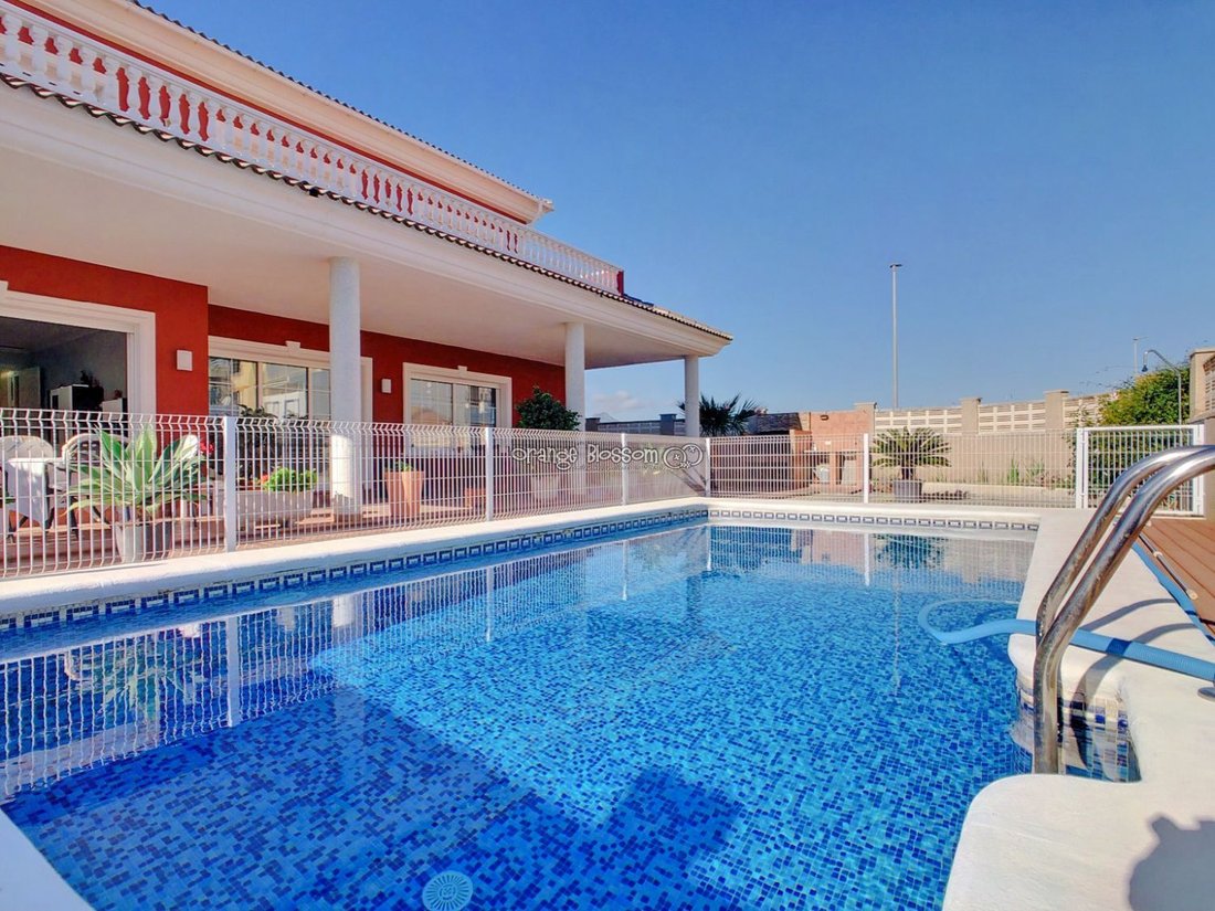 Daimús Villa In Daimús, Valencian Community, Spain For Sale (12809543)