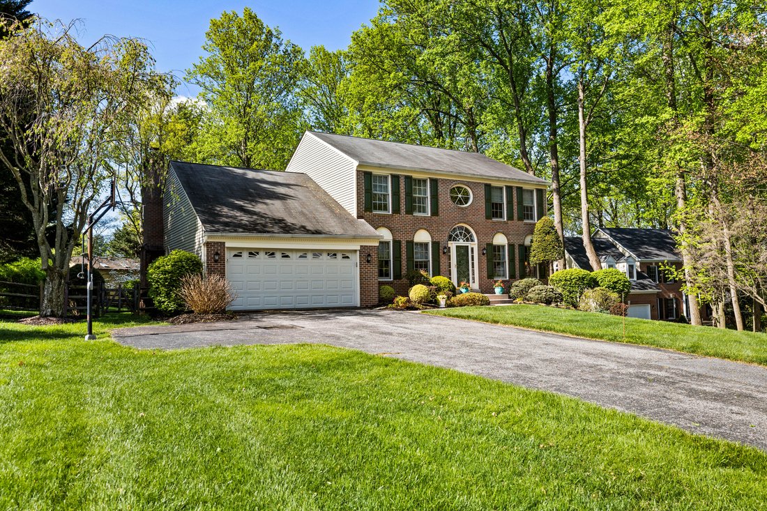 Worthington Park Traditional Home In Owings Mills, Maryland, United
