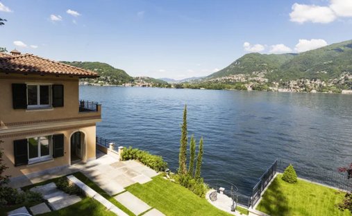 Villa in Como, Lombardy, Italy 1