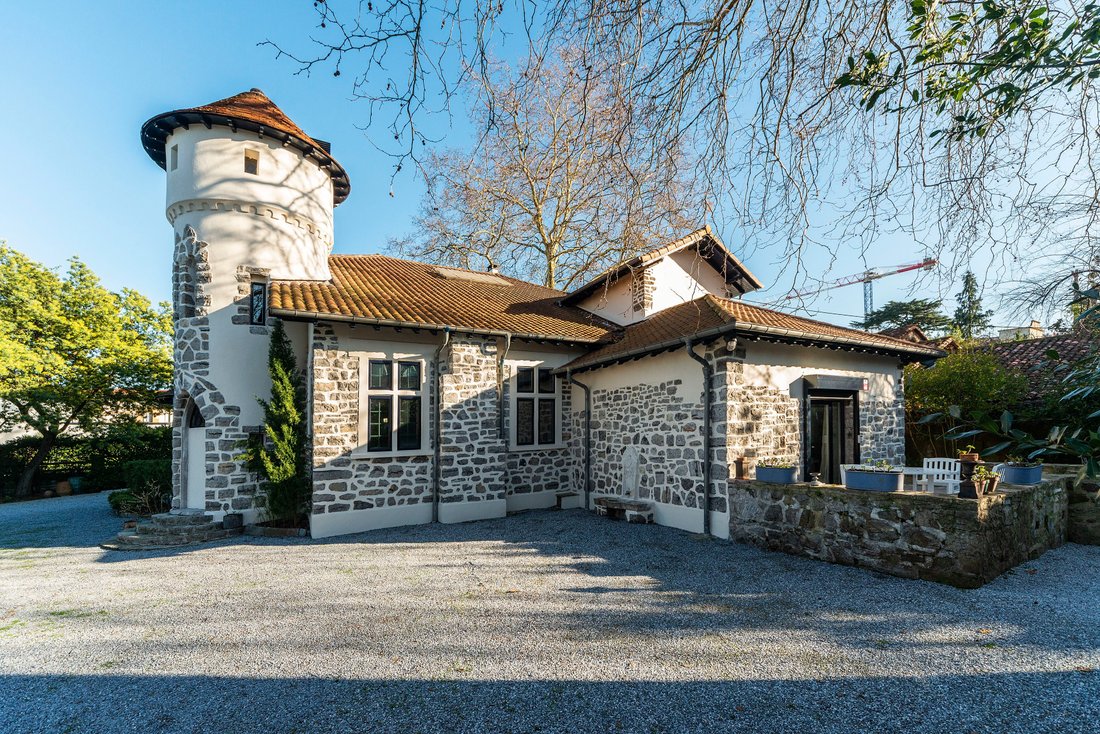 Breton Style Mansion Between In Donostia San Sebastian Basque Country