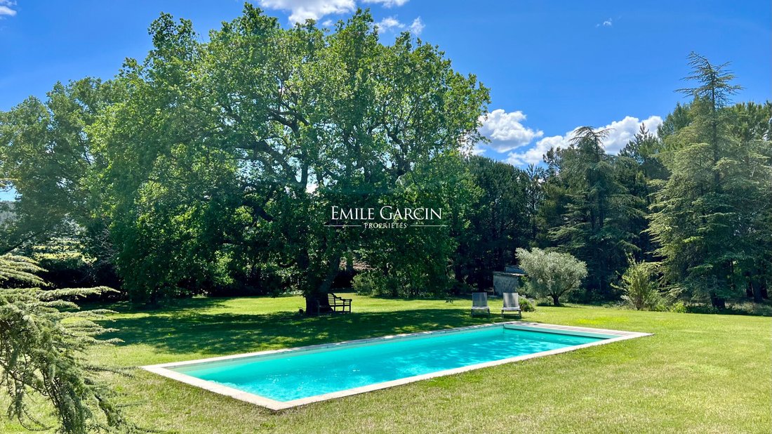 Villa in Cucuron, Provence-Alpes-Côte d'Azur, France 4 - 12814813