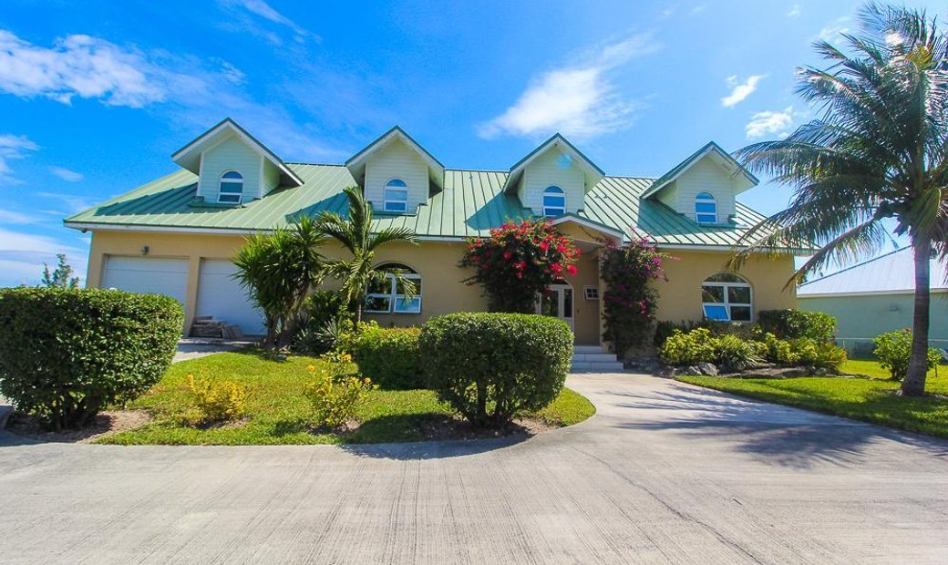Luxurious Waterfront Home In Fortune Bay In Freeport, Freeport, The