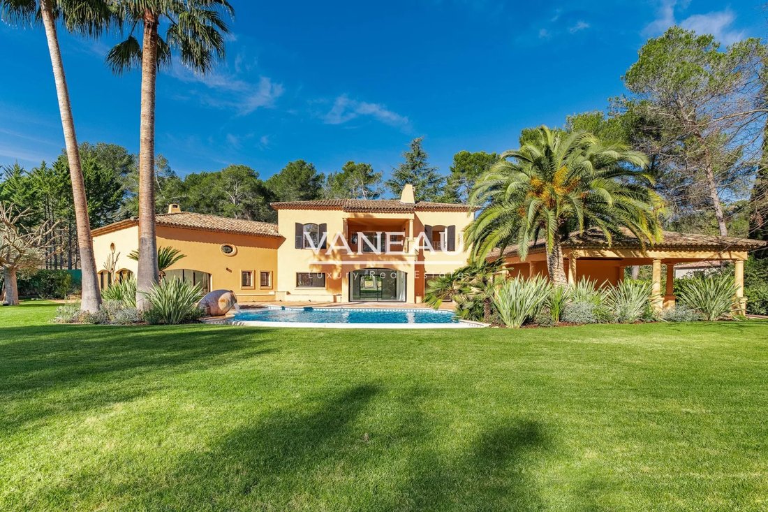 Mougins House In Mougins, France For Sale (12817021)