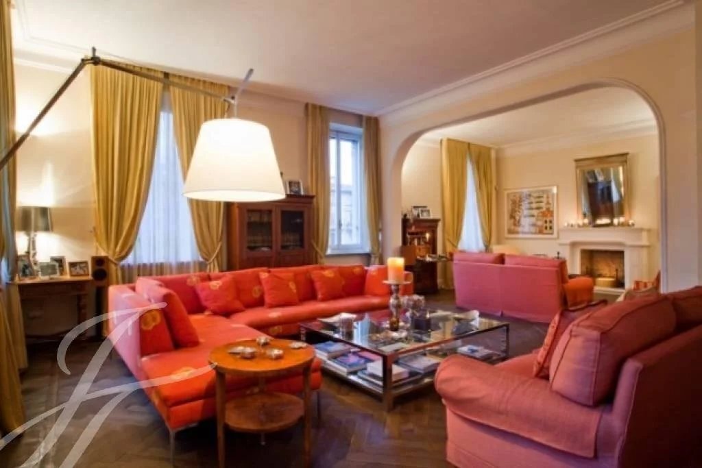 Luxury Apartment In Milan, Lombardy, Italy For Sale (10755528)