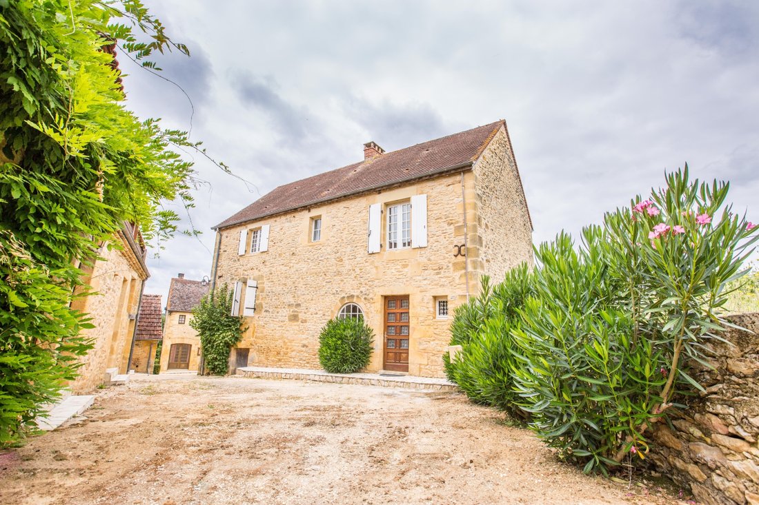 Beautiful Estate Located In The In Sarlat La Canéda, Nouvelle Aquitaine