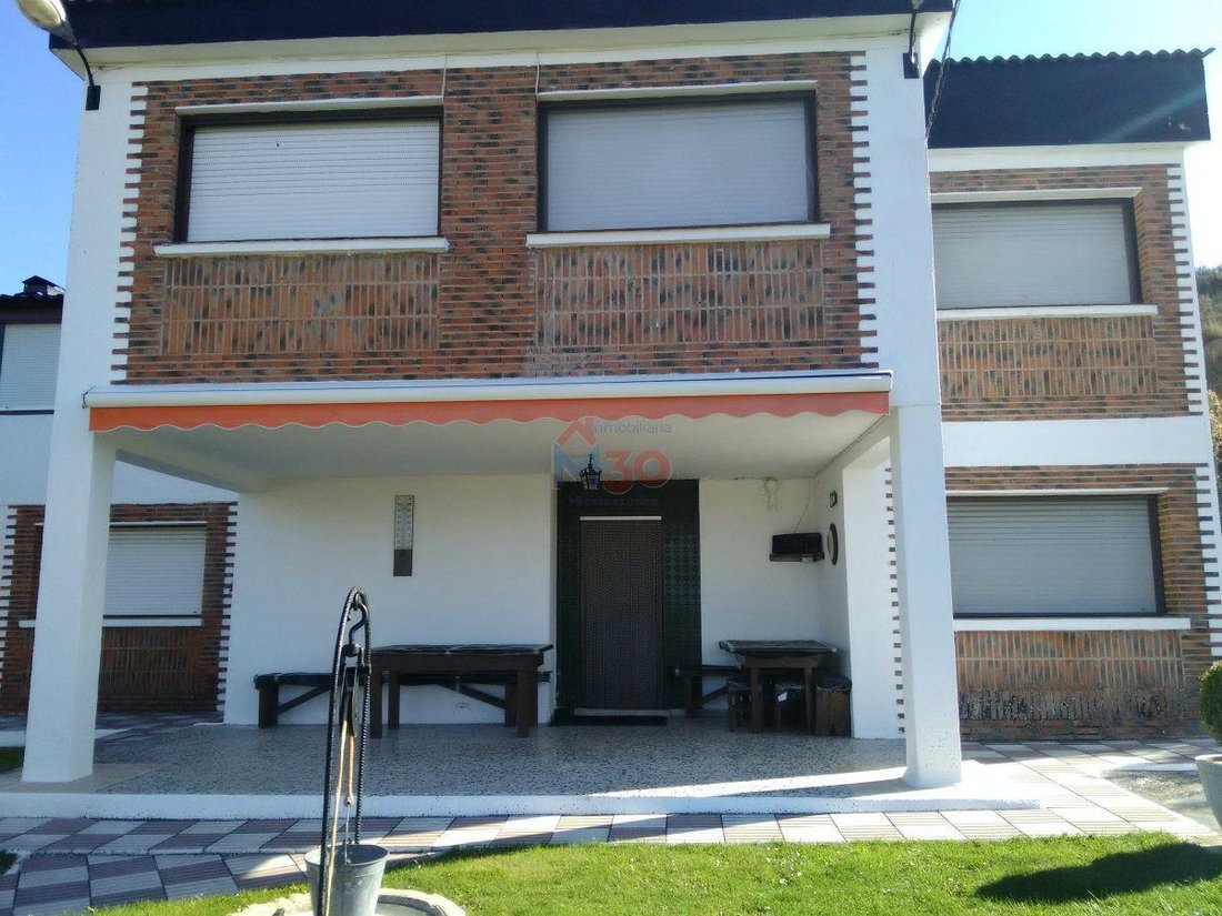 Chalet in Lantaron, Autonome Gemeinschaft Baskenland, Spanien 2 - 12821317