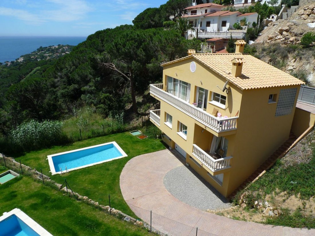 House in Lloret de Mar, Catalonia, Spain 1 - 12822725