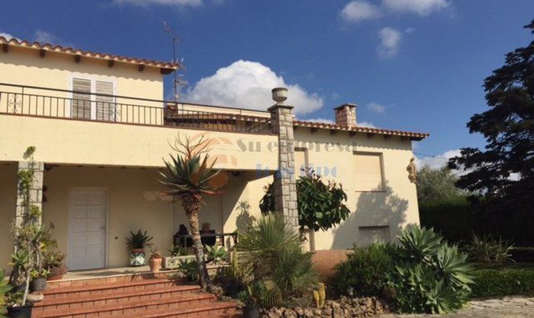 Chalet Venta Castellón In Benicarló, Valencian Community, Spain For