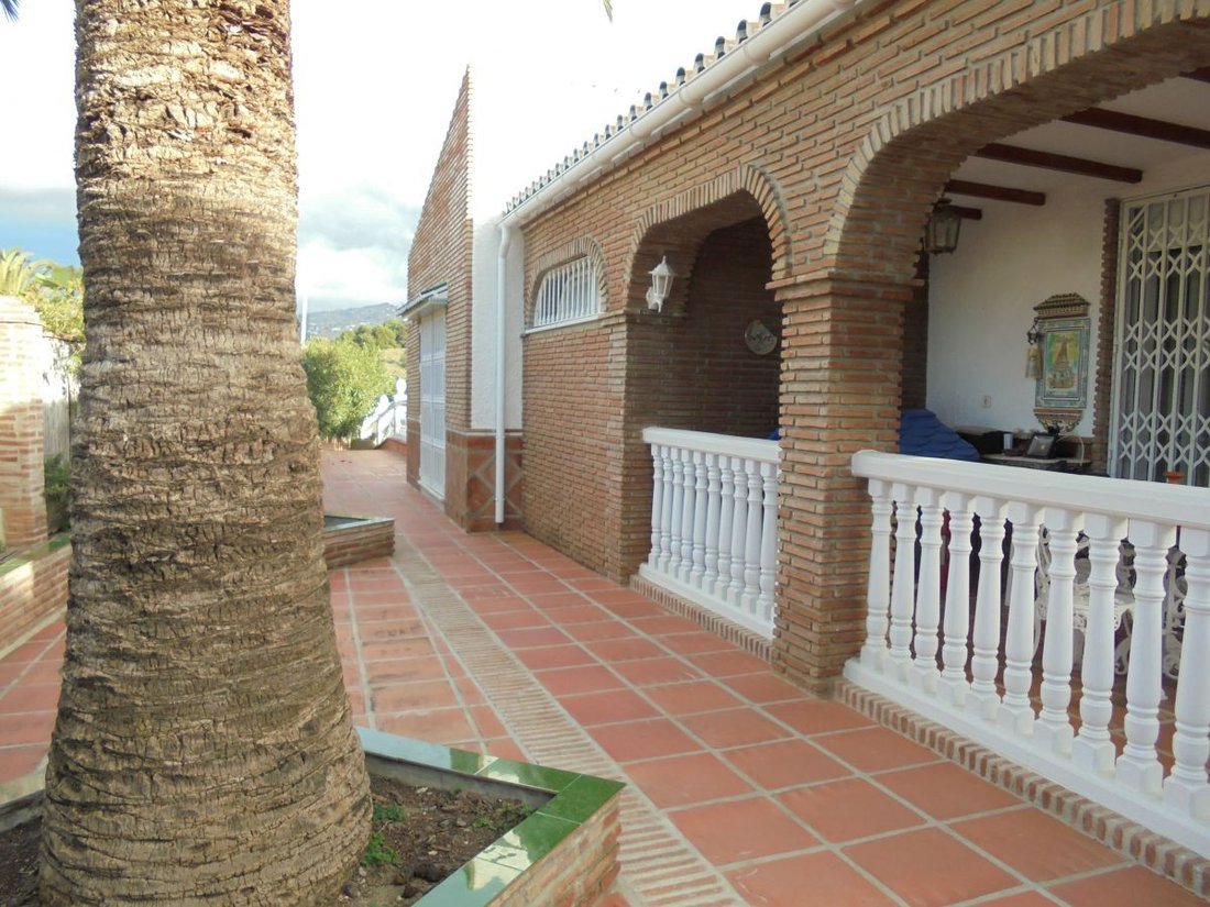 Chalet in Algarrobo, Andalusia, Spain 2 - 12822407