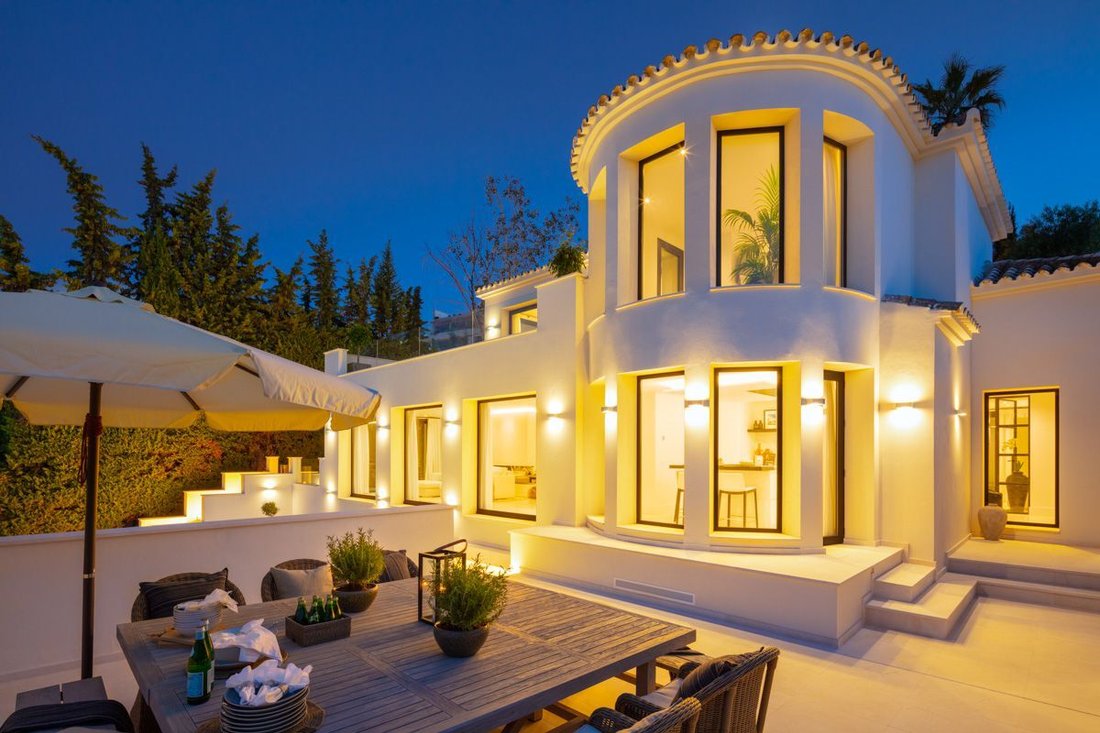Villa à Puerto Banús, Marbella, Espagne 2 - 12825437