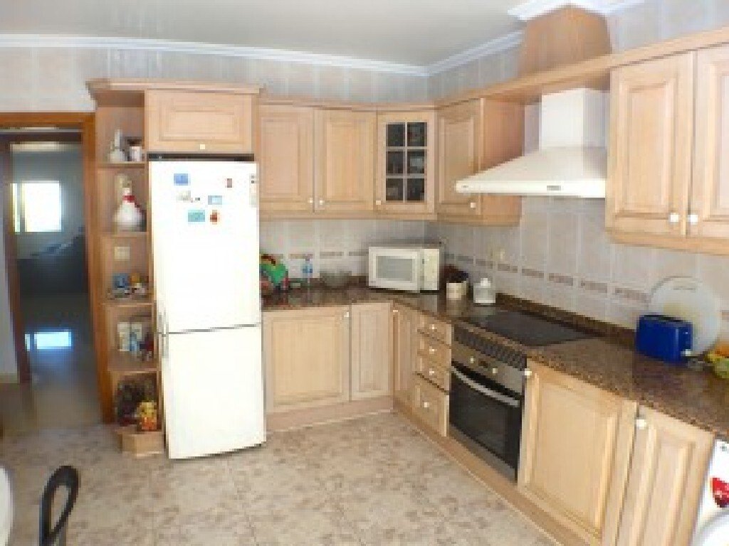 Villa in Benidorm, Valencian Community, Spain 5 - 12825913