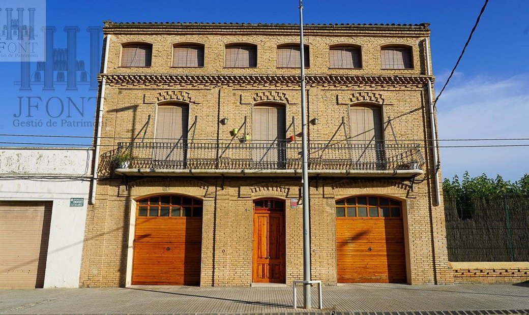 Villa Venta Tarragona In Móra D'ebre, Catalonia, Spain For Sale (12824702)