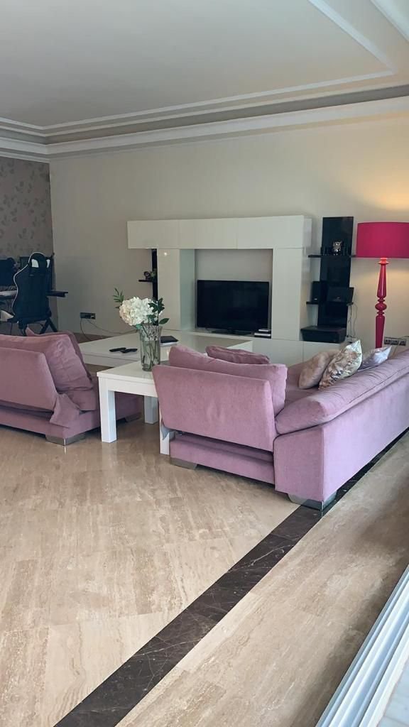 Apartment in Puerto Banus, Marbella, Spain 4 - 12825382