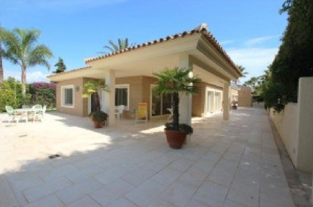 Villa in l'Albir, l'Alfas del Pi, Valencian Community 5 - 12825709