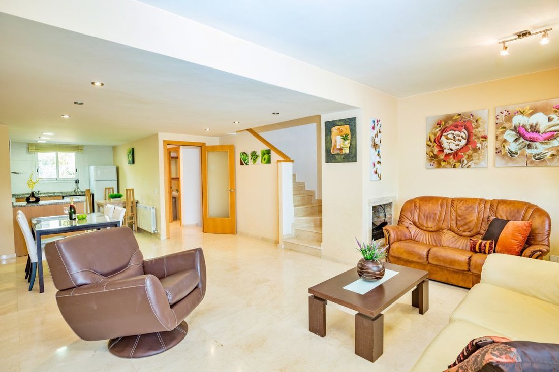 House in Lloret de Mar, Catalonia, Spain 2 - 12824332
