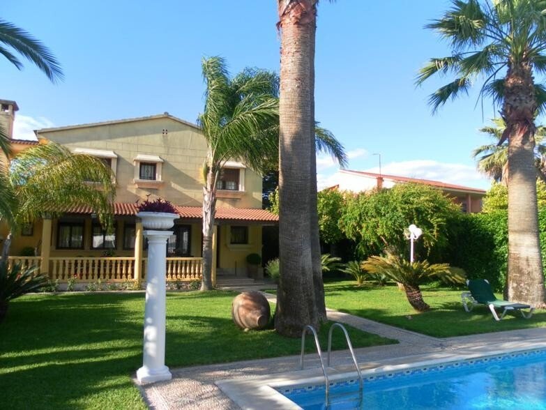 Chalet in Distrito Centro, Cordoba, Spain 3 - 12824101