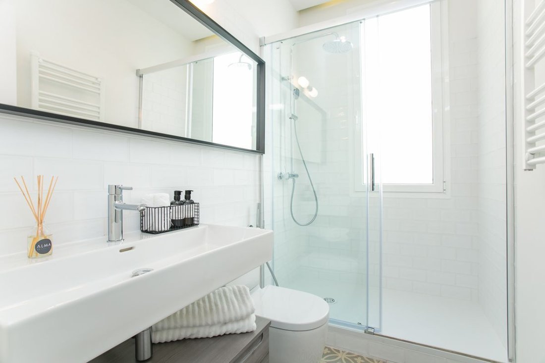 Apartment in Eixample, Barcelona, Spain 4 - 12821391