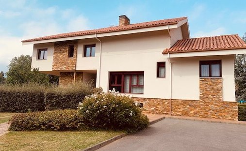 Chalet in Llanera, Asturien, Spanien 1