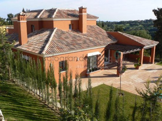 Villa in Sotogrande, San Roque, Andalusia 1 - 12821121