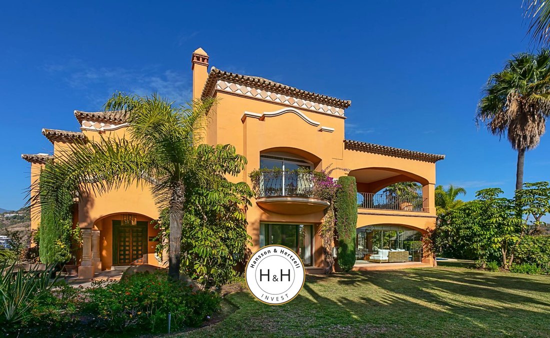 Exclusive Villa In Malaga In Málaga, Andalusia, Spain For Sale (12827232)