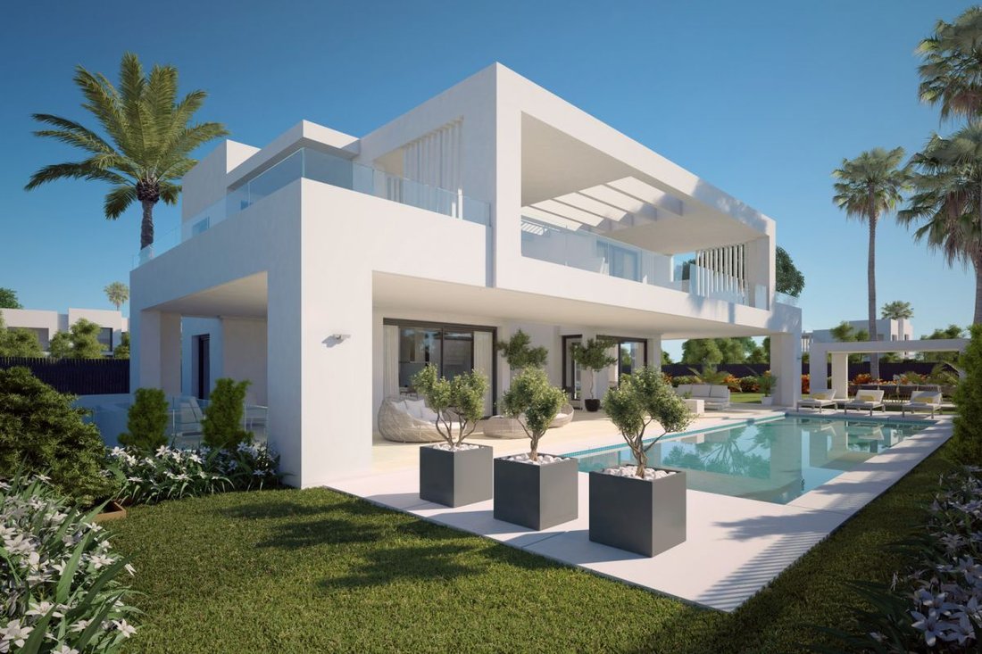 Villa in Puerto Banus, Marbella, Spain 2 - 12826449