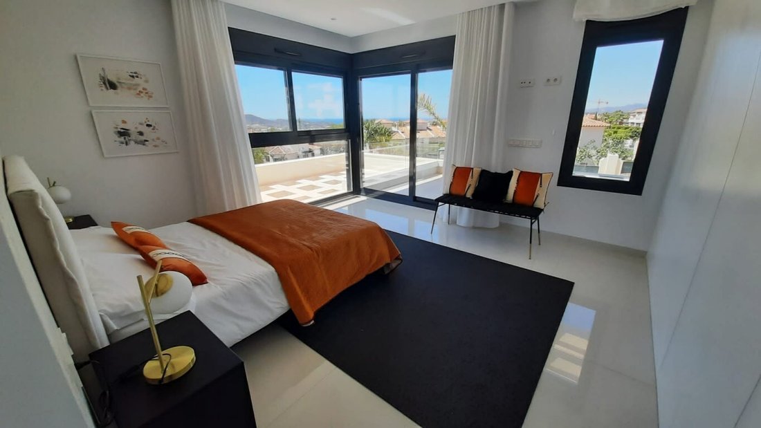 Villa in Finestrat, Valencian Community, Spain 3 - 12826183
