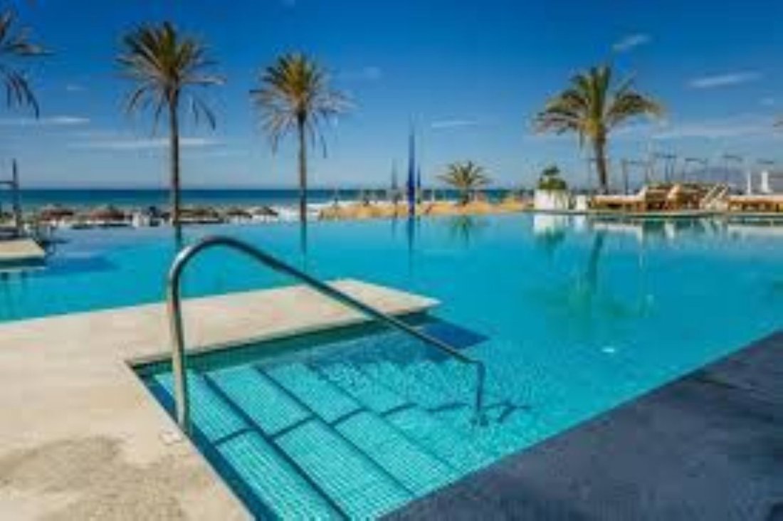 Apartment in Elviria-Cabopino, Marbella, Spain 4 - 12826233