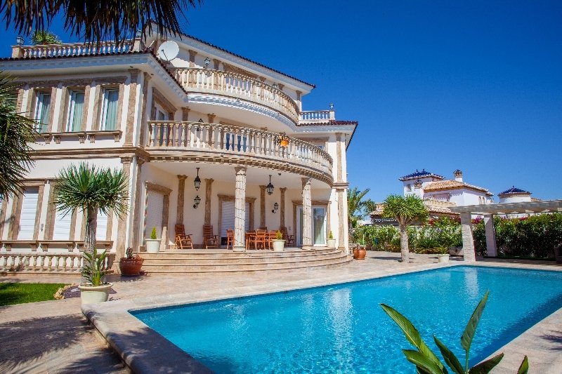 Villa Venta Alicante In Dehesa De Campoamor, Valencian Community, Spain