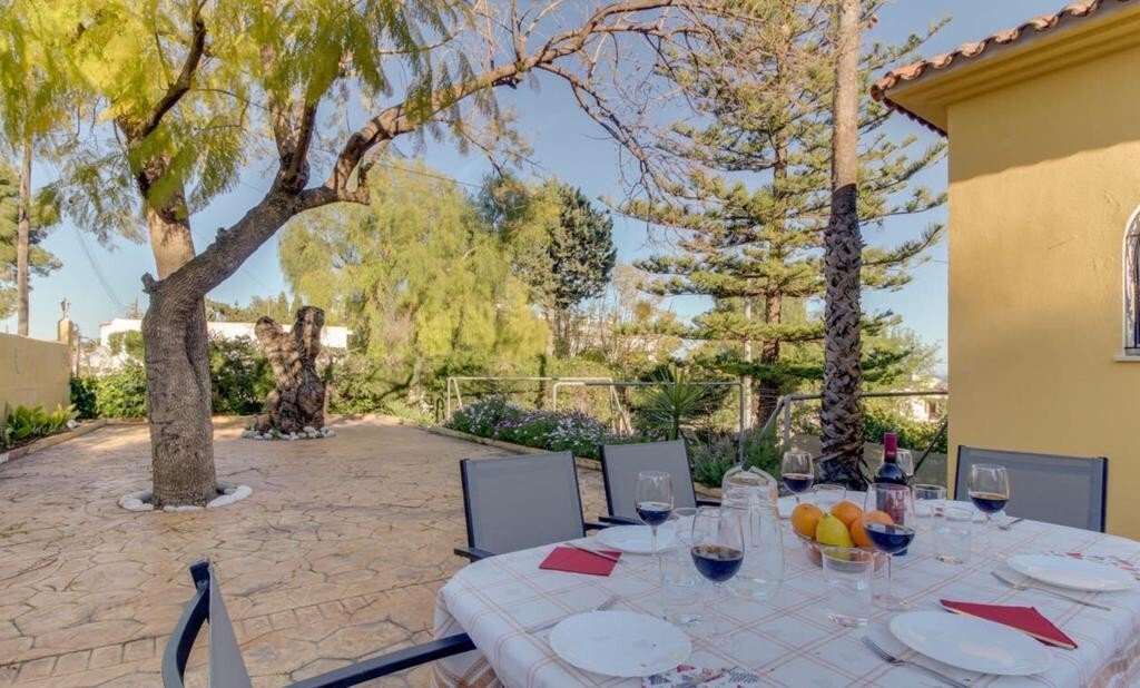 Villa in l'Alfas del Pi, Valencian Community, Spain 5 - 12826252