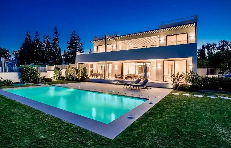 Villa in Marbella, Andalusia, Spain 1 - 12826550