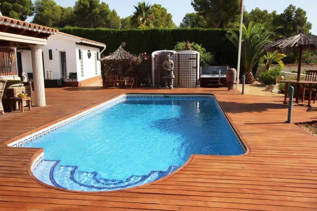 Villa in l'Alfas del Pi, Valencian Community, Spain 2 - 12826269