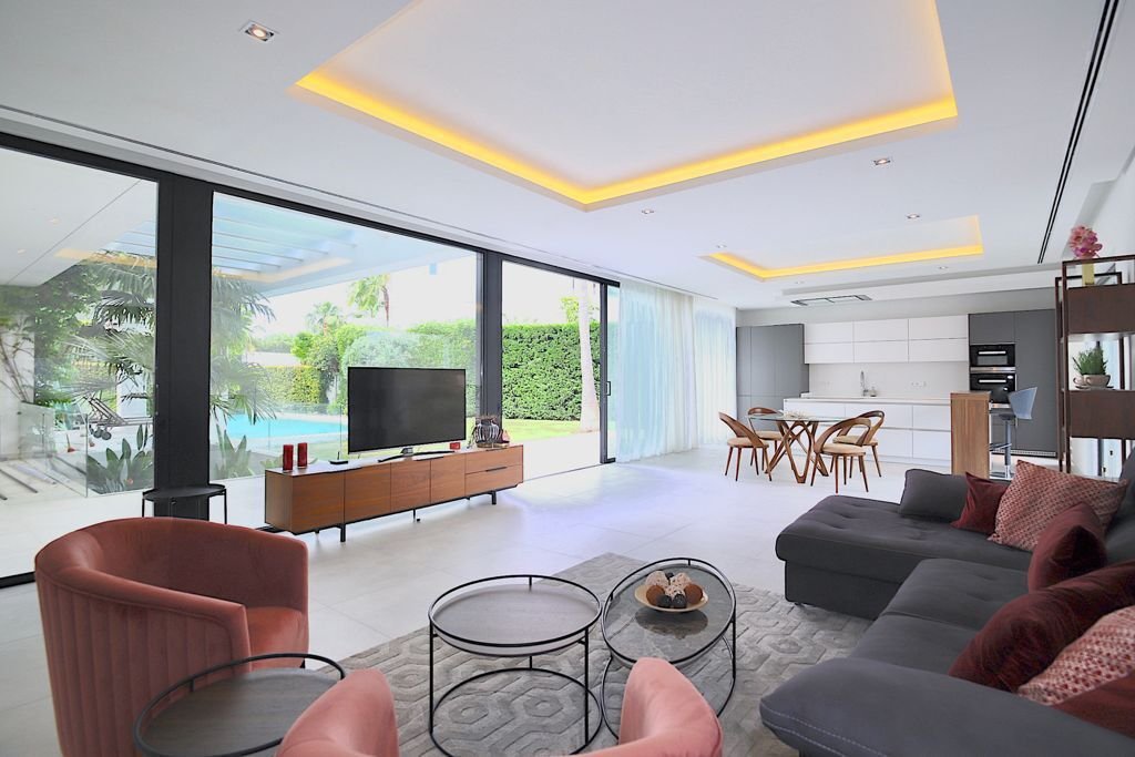 Villa in Benahavis, Andalusia, Spain 5 - 12826392