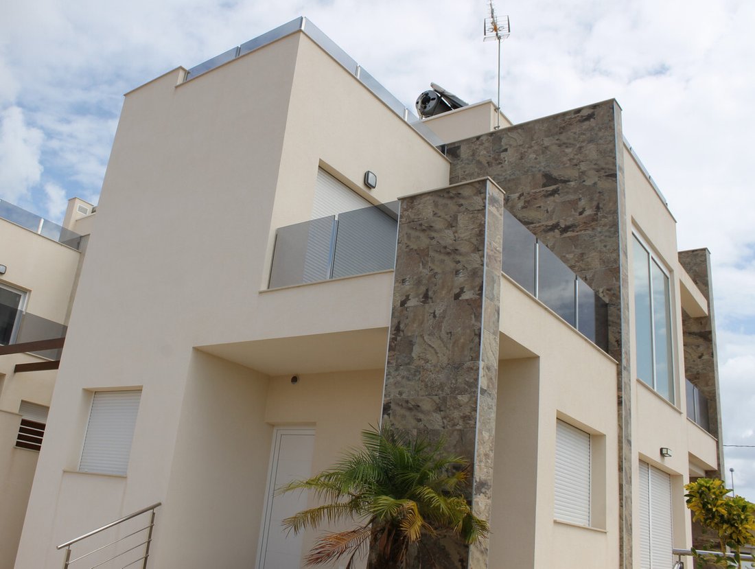 Villa Venta Alicante In Alicante, Valencian Community, Spain For Rent