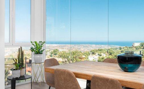 Villa in Elviria-Cabopino, Marbella, Spain 1