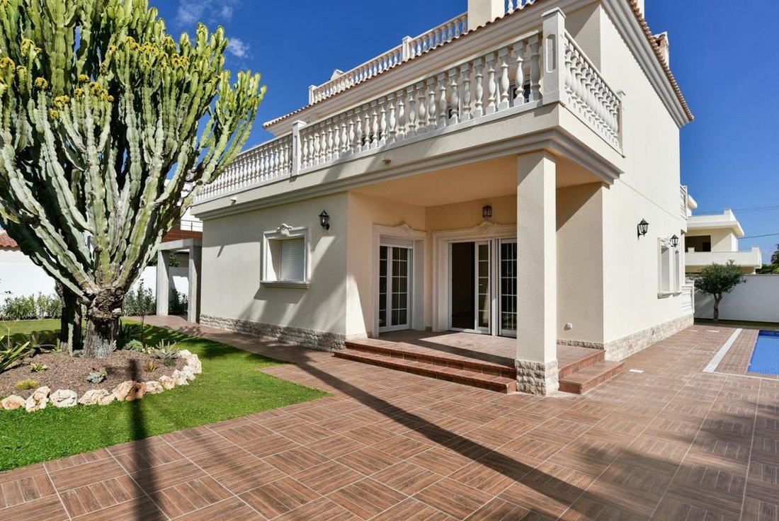 Villa in Cabo Roig, Orihuela, Valencian Community 3 - 12827088