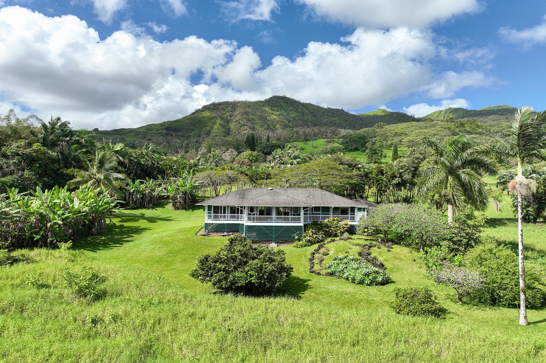 Distinctive Hana Maui Home In Hana, Hawaii, United States For Sale