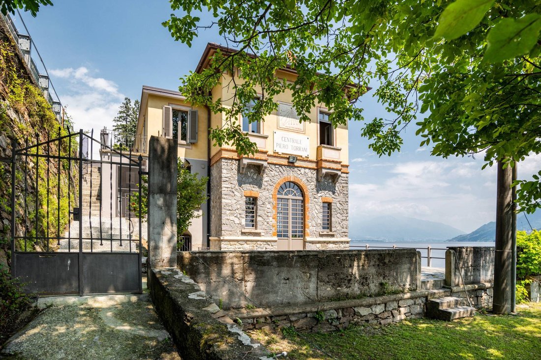 House in Cannobio, Piedmont, Italy 1 - 12829752