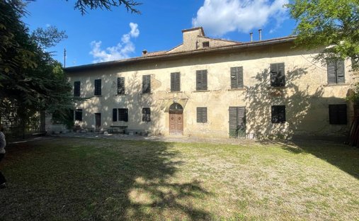 House in Poggibonsi, Tuscany, Italy 1