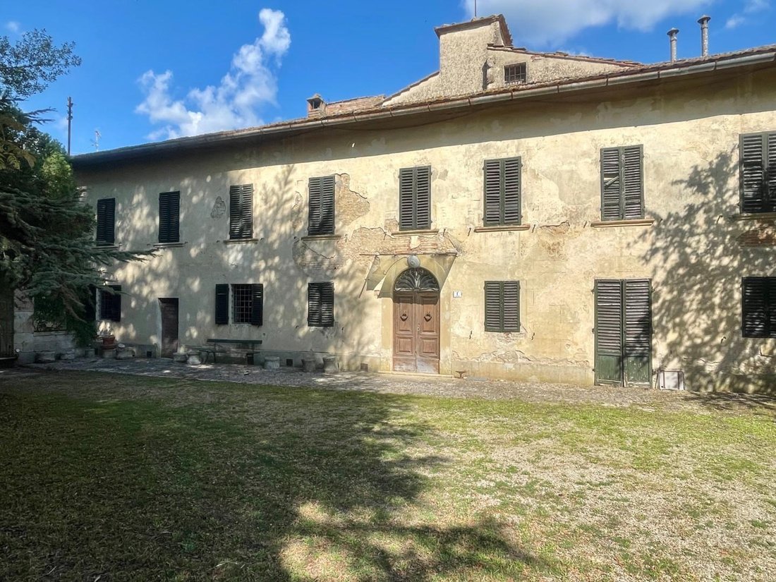 House in Poggibonsi, Tuscany, Italy 5 - 12831248