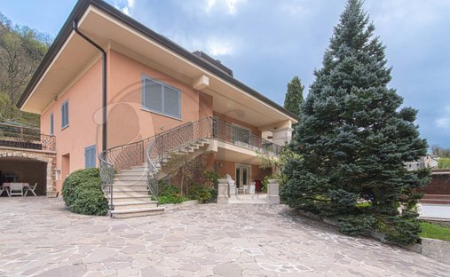 Villa in Atina, Lazio, Lazio, Italy 1