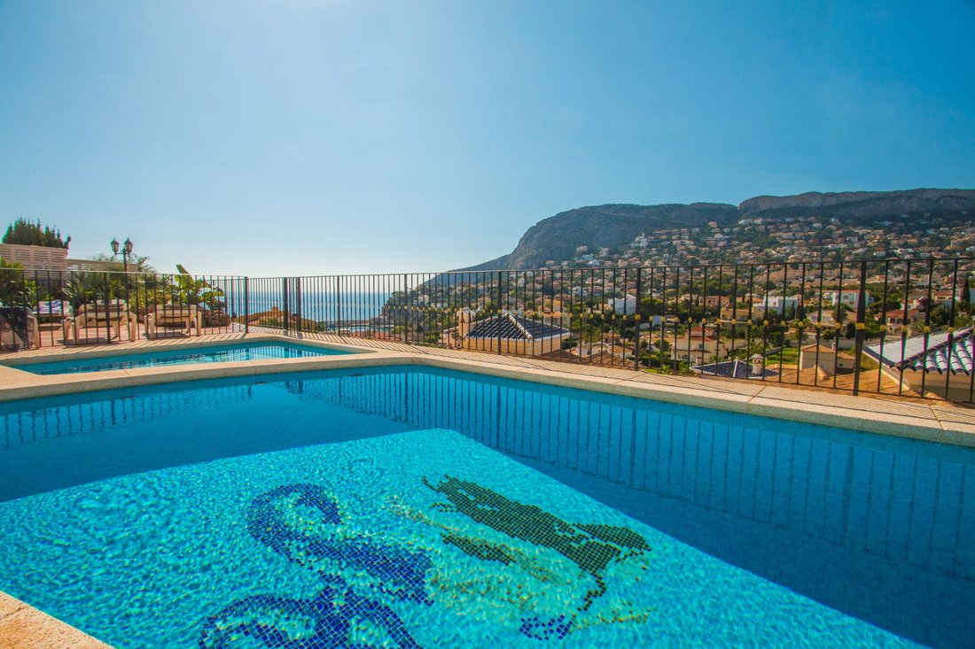 Villa in Calp / Calpe, Valencian Community, Spain 4 - 12832938