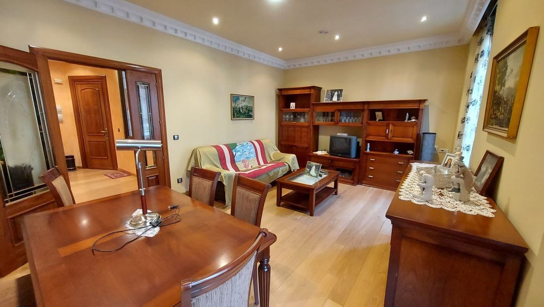 Apartment in Centro, Lion, Spain 1 - 12833061