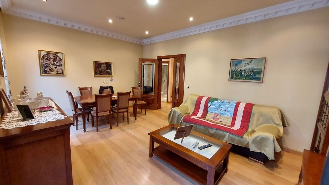 Apartment in Centro, Lion, Spain 2 - 12833061