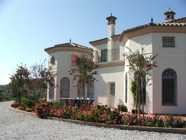 Chalet in Vinuela, Andalusia, Spain 2 - 12833405