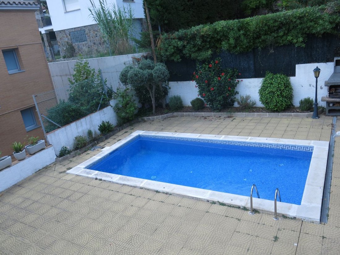 Chalet in s'Agaro, Platja d'Aro, Catalonia 3 - 12833591