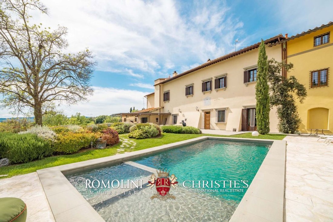 Tuscany Luxury Villa With Pool For Sale In Poggio In Florence, Tuscany