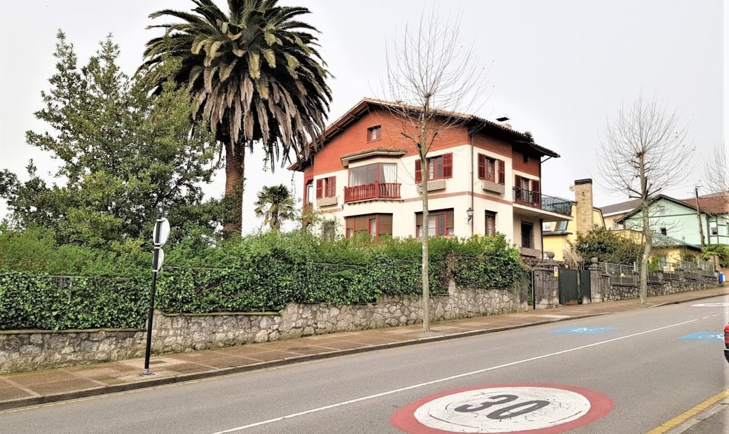 Chalet Venta Asturias In Oviedo, Asturias, Spain For Sale (12833465)
