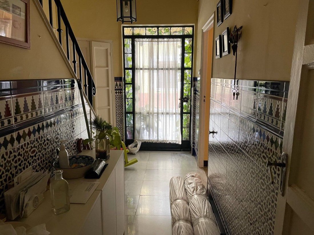 House in Casco Antiguo, Seville, Spain 2 - 12833033